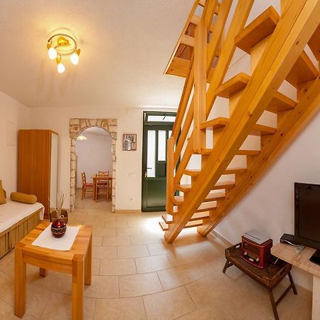 Apartments Mande And Kate Baska Voda Bilik gambar